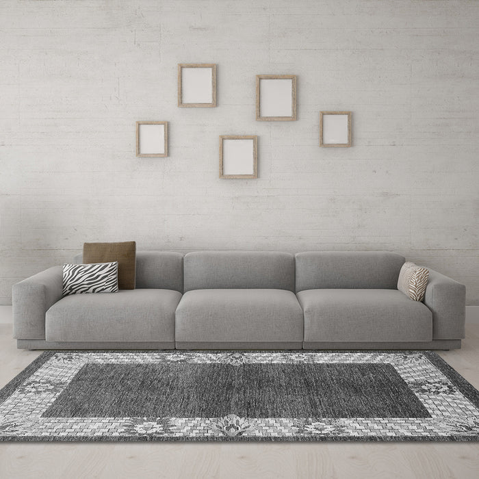 Machine Washable Oriental Gray Industrial Rug in a Living Room,, wshurb3161gry