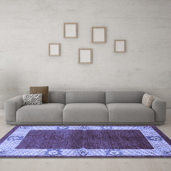 Machine Washable Oriental Blue Industrial Rug in a Living Room, wshurb3161blu