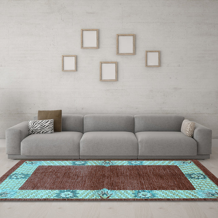 Machine Washable Oriental Light Blue Industrial Rug in a Living Room, wshurb3161lblu