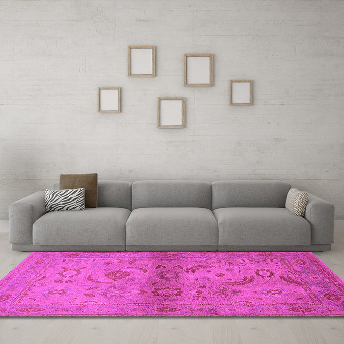 Machine Washable Oriental Pink Industrial Rug in a Living Room, wshurb3162pnk