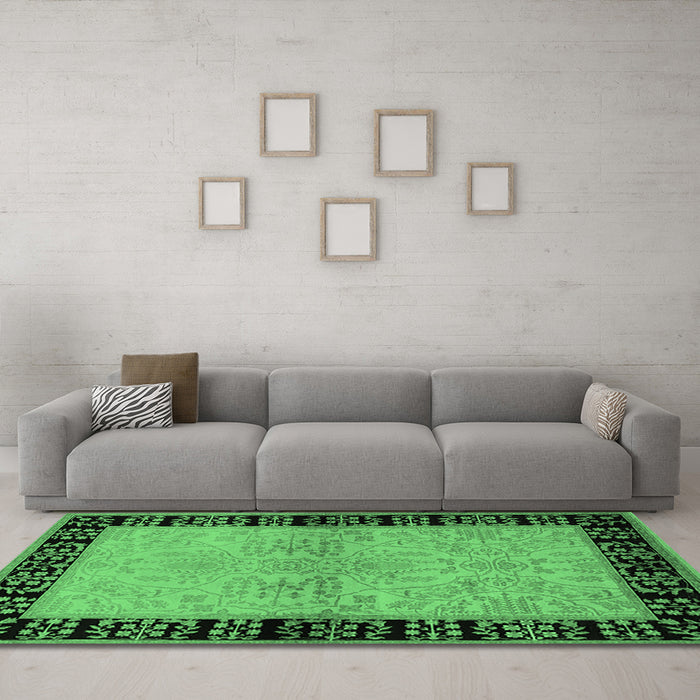 Machine Washable Oriental Emerald Green Industrial Area Rugs in a Living Room,, wshurb3164emgrn