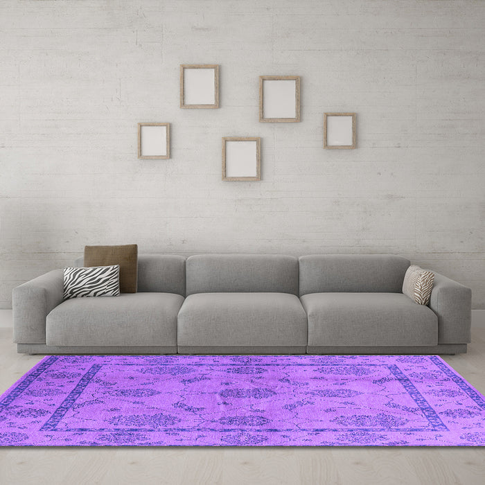 Machine Washable Oriental Purple Industrial Area Rugs in a Living Room, wshurb3165pur