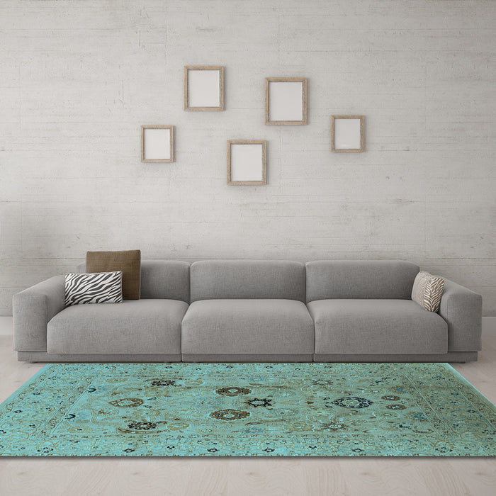 Machine Washable Oriental Light Blue Industrial Rug in a Living Room, wshurb3172lblu