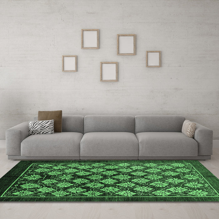 Machine Washable Oriental Emerald Green Industrial Area Rugs in a Living Room,, wshurb3176emgrn