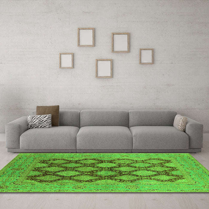 Machine Washable Oriental Green Industrial Area Rugs in a Living Room,, wshurb3177grn