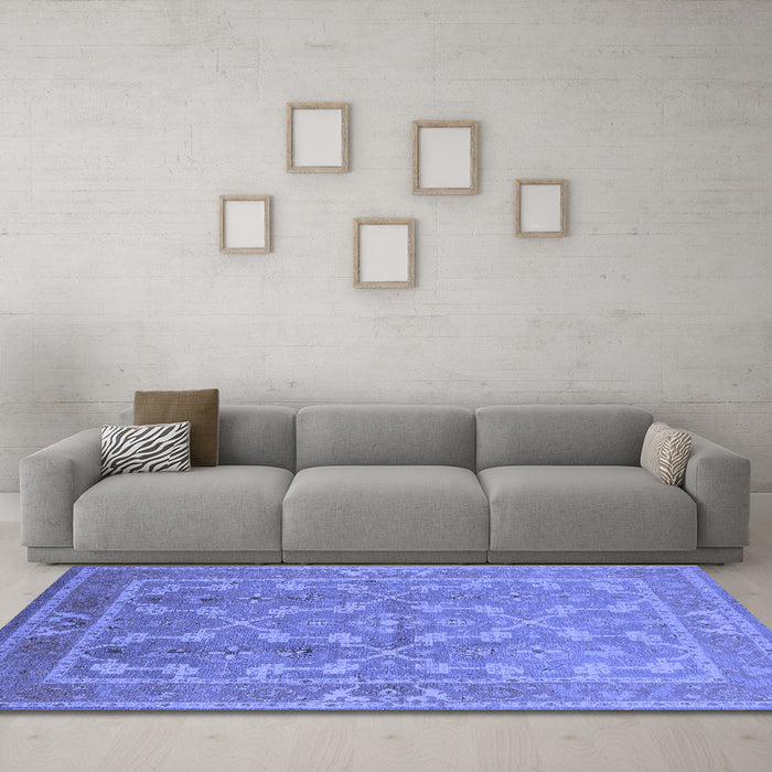 Machine Washable Oriental Blue Industrial Rug in a Living Room, wshurb3178blu