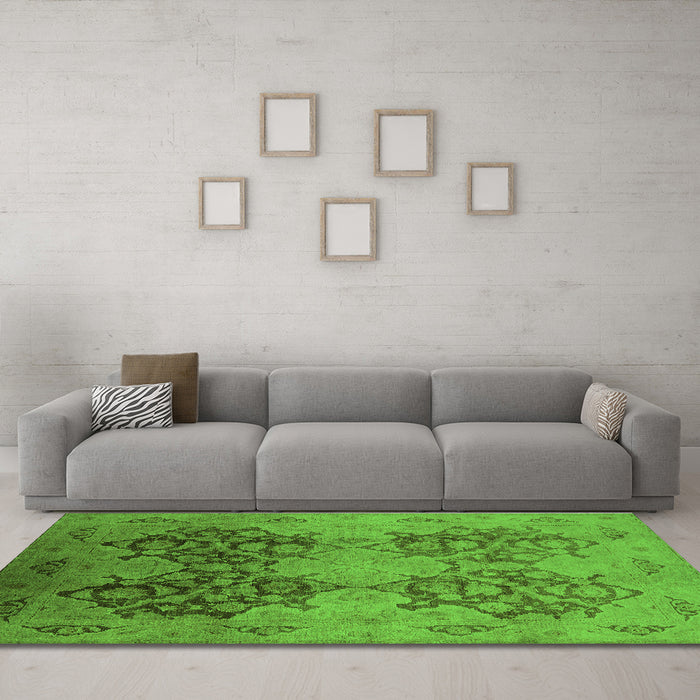 Machine Washable Oriental Green Industrial Area Rugs in a Living Room,, wshurb3179grn
