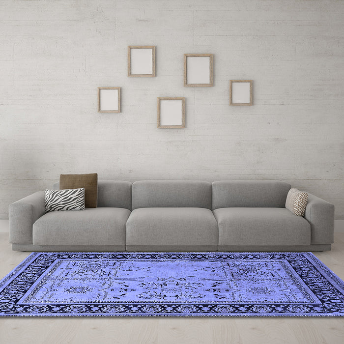 Machine Washable Oriental Blue Industrial Rug in a Living Room, wshurb3183blu