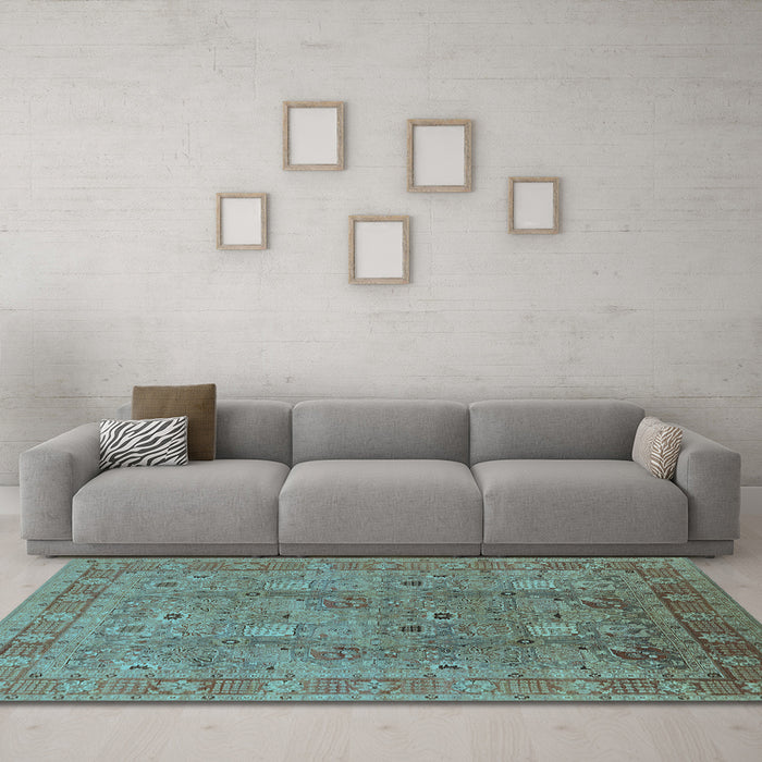 Machine Washable Oriental Light Blue Industrial Rug in a Living Room, wshurb3185lblu