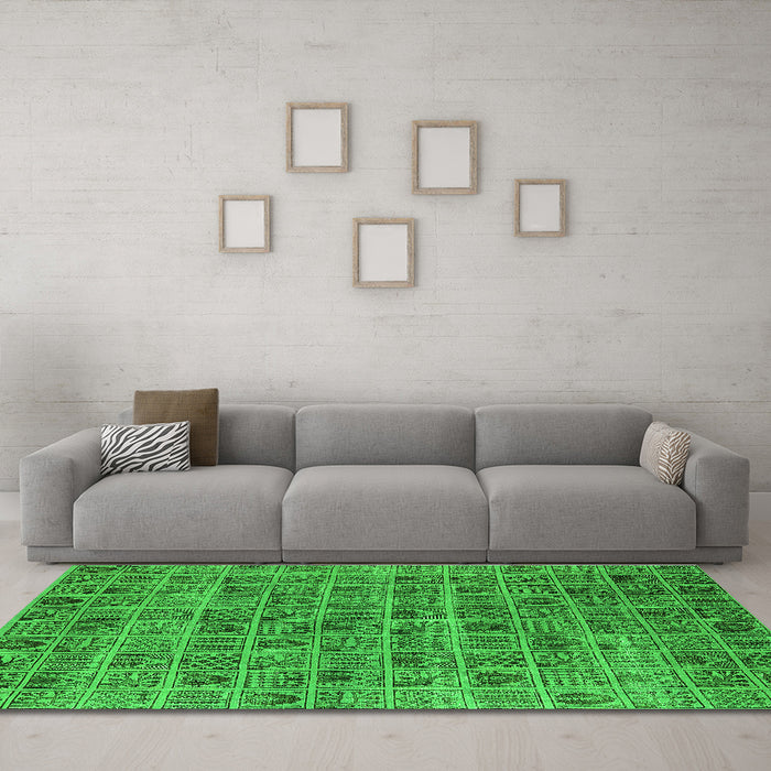 Machine Washable Oriental Green Industrial Area Rugs in a Living Room,, wshurb3194grn