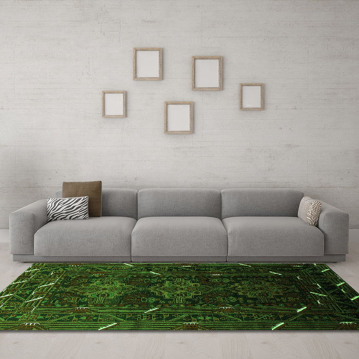 Machine Washable Oriental Green Industrial Area Rugs in a Living Room,, wshurb3200grn