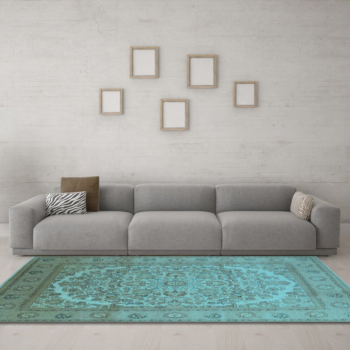 Machine Washable Oriental Light Blue Industrial Rug in a Living Room, wshurb3201lblu