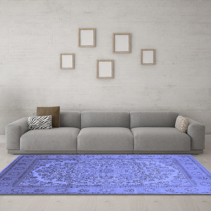 Machine Washable Oriental Blue Industrial Rug in a Living Room, wshurb3201blu