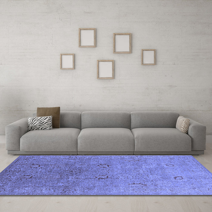 Machine Washable Oriental Blue Industrial Rug in a Living Room, wshurb3202blu