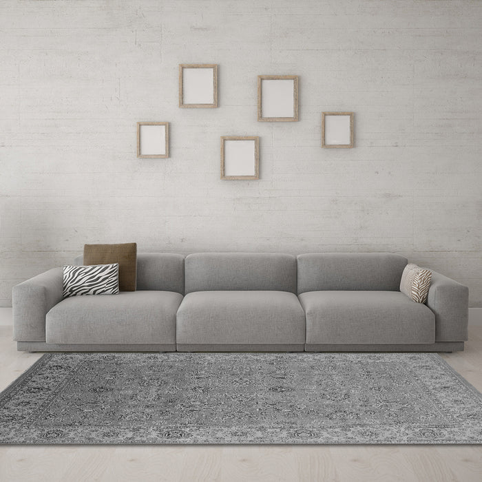 Machine Washable Oriental Gray Industrial Rug in a Living Room,, wshurb3203gry