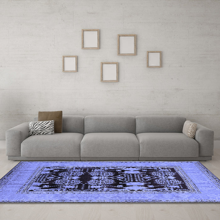 Machine Washable Oriental Blue Industrial Rug in a Living Room, wshurb3204blu