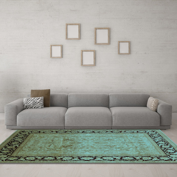 Machine Washable Oriental Light Blue Industrial Rug in a Living Room, wshurb3205lblu