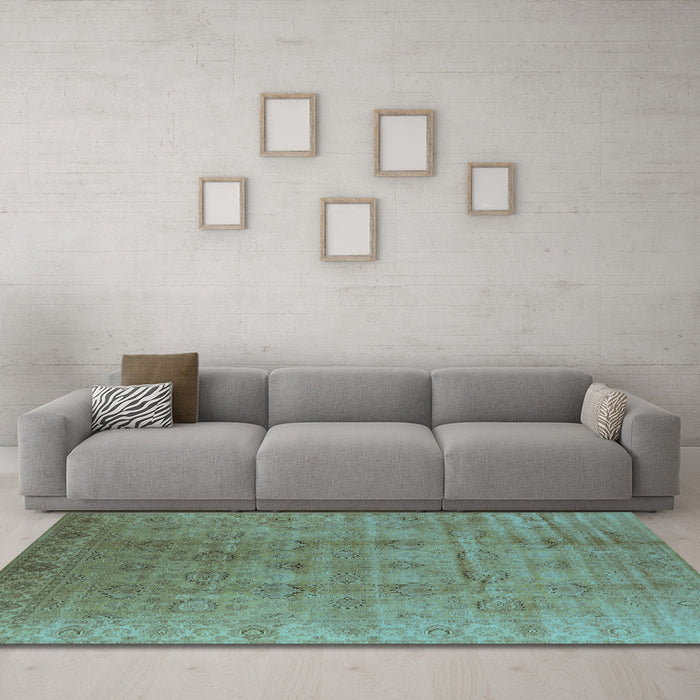 Machine Washable Oriental Light Blue Industrial Rug in a Living Room, wshurb3207lblu