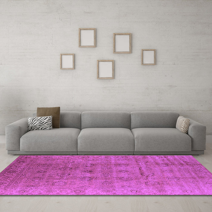 Machine Washable Oriental Purple Industrial Area Rugs in a Living Room, wshurb3207pur