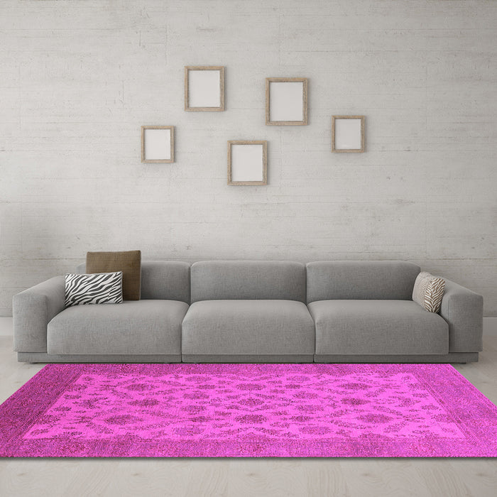 Machine Washable Oriental Pink Industrial Rug in a Living Room, wshurb3210pnk