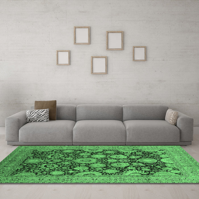 Machine Washable Oriental Emerald Green Industrial Area Rugs in a Living Room,, wshurb3211emgrn