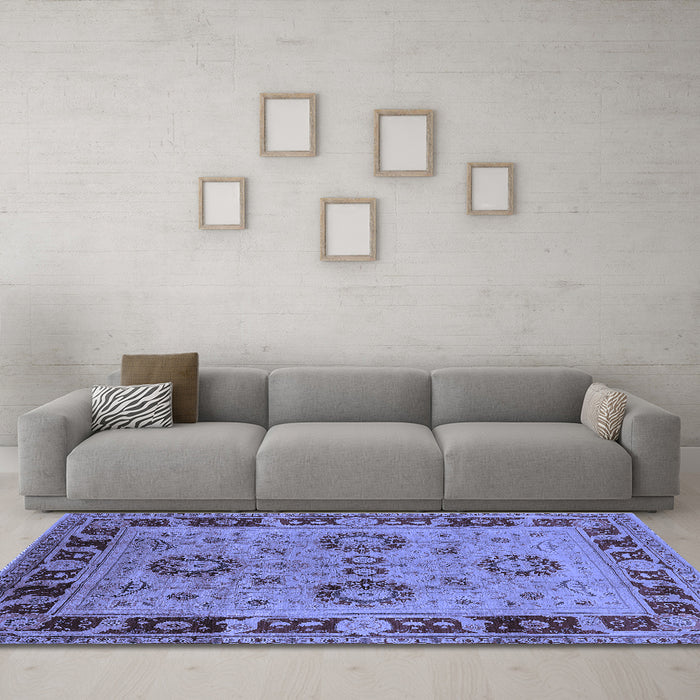 Machine Washable Oriental Blue Industrial Rug in a Living Room, wshurb3213blu