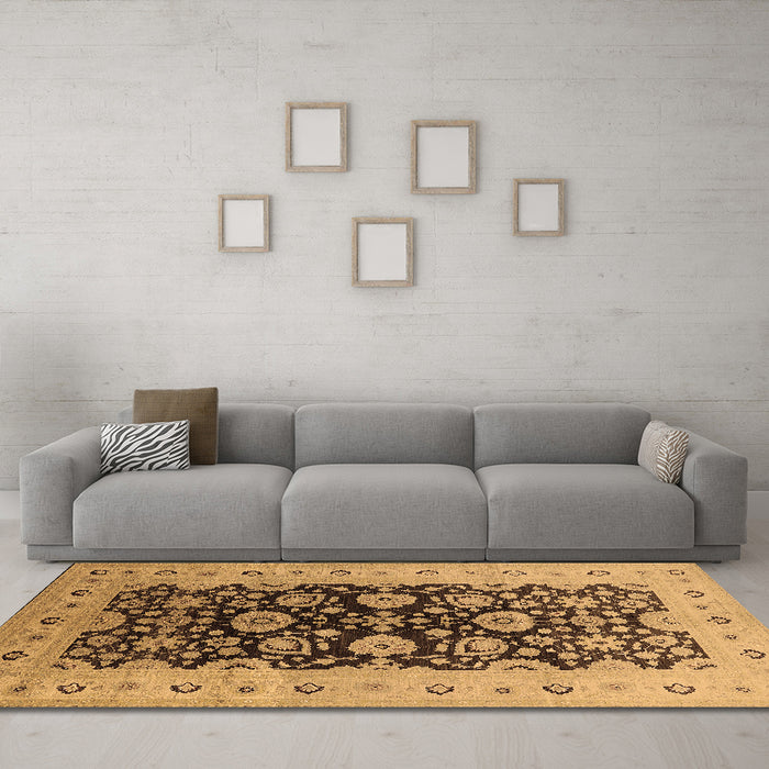Machine Washable Oriental Brown Industrial Rug in a Living Room,, wshurb3217brn