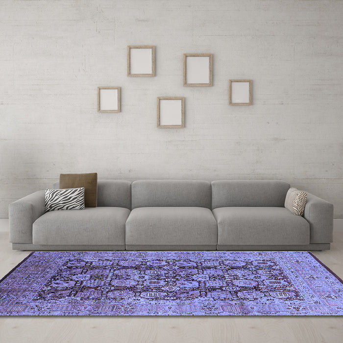 Machine Washable Oriental Blue Industrial Rug in a Living Room, wshurb3225blu