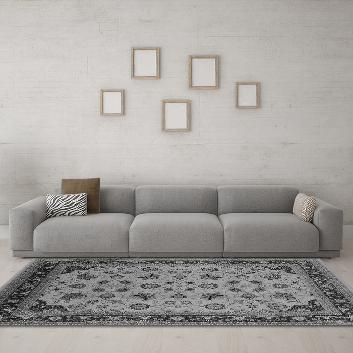 Machine Washable Oriental Gray Industrial Rug in a Living Room,, wshurb3226gry