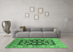 Machine Washable Oriental Emerald Green Industrial Area Rugs in a Living Room,, wshurb3232emgrn