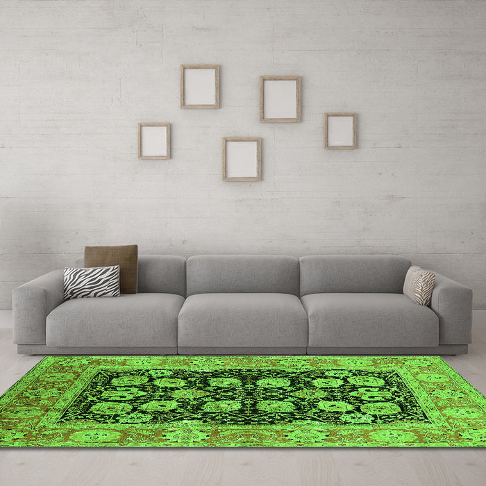 Machine Washable Oriental Green Industrial Area Rugs in a Living Room,, wshurb3232grn