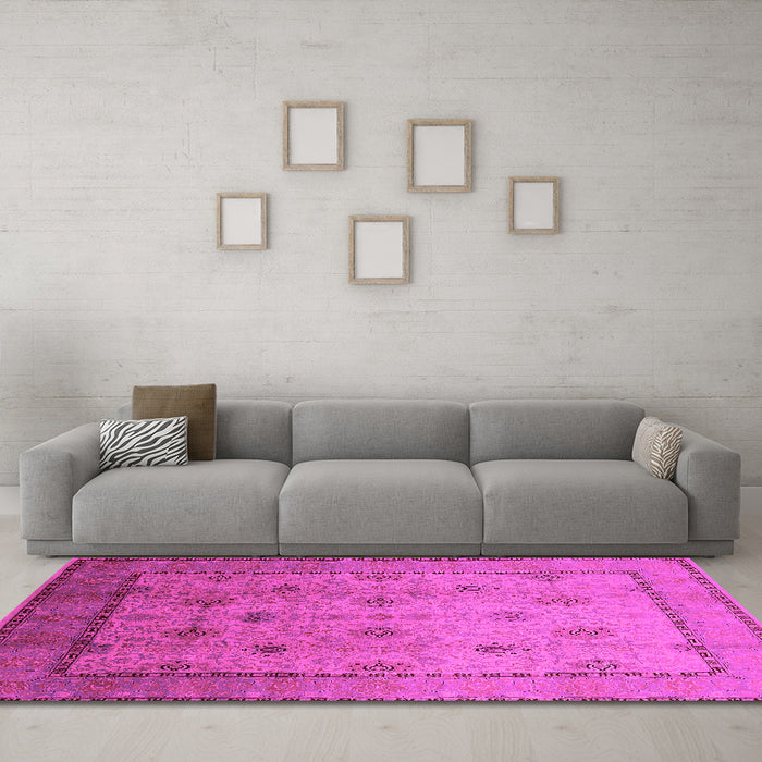 Machine Washable Oriental Pink Industrial Rug in a Living Room, wshurb3239pnk