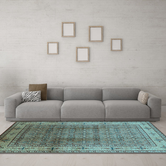 Machine Washable Oriental Light Blue Industrial Rug in a Living Room, wshurb3240lblu
