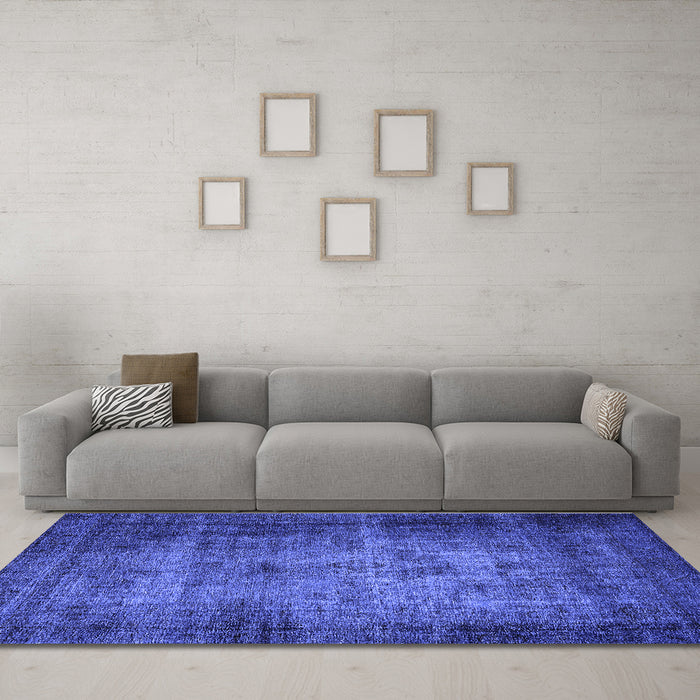 Machine Washable Oriental Blue Industrial Rug in a Living Room, wshurb3244blu