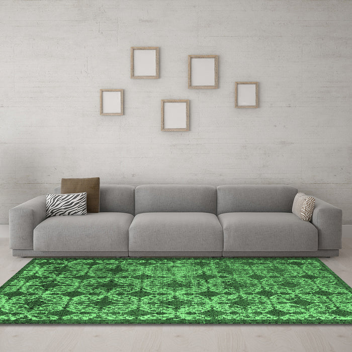 Machine Washable Oriental Emerald Green Industrial Area Rugs in a Living Room,, wshurb3248emgrn