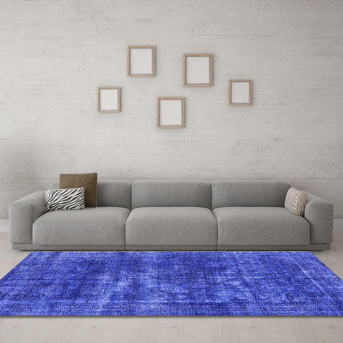 Machine Washable Oriental Blue Industrial Rug in a Living Room, wshurb3249blu