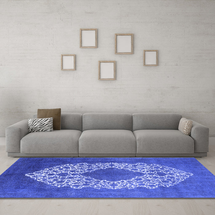 Machine Washable Oriental Blue Industrial Rug in a Living Room, wshurb3250blu
