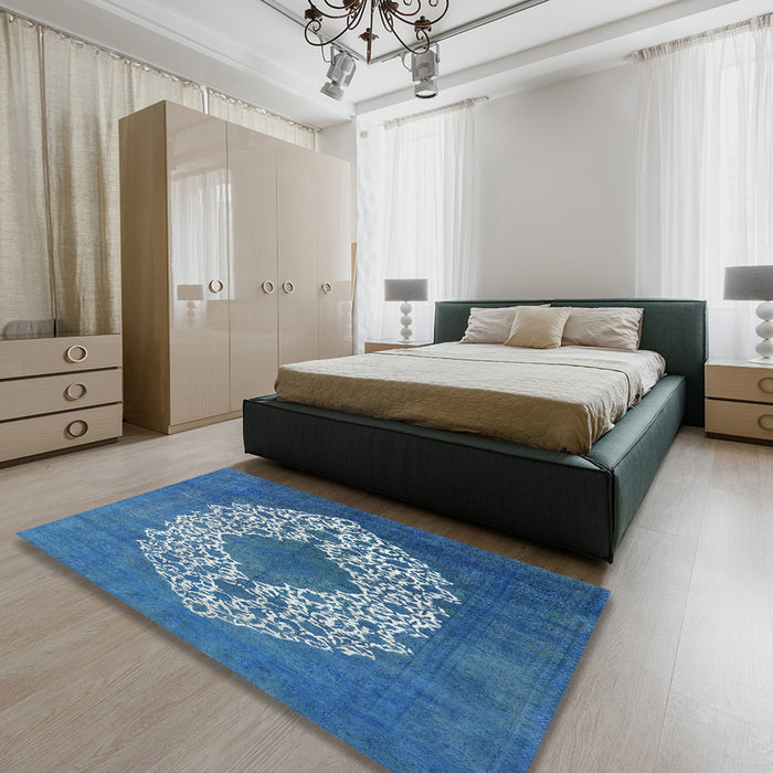 Mid-Century Modern Iceberg Blue Oriental Rug in a Bedroom, urb3250