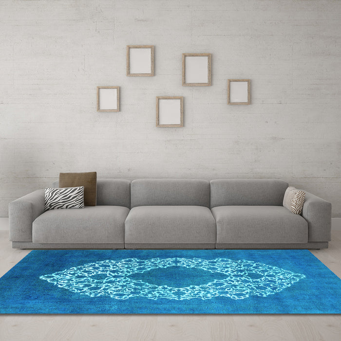Machine Washable Oriental Light Blue Industrial Rug in a Living Room, wshurb3250lblu