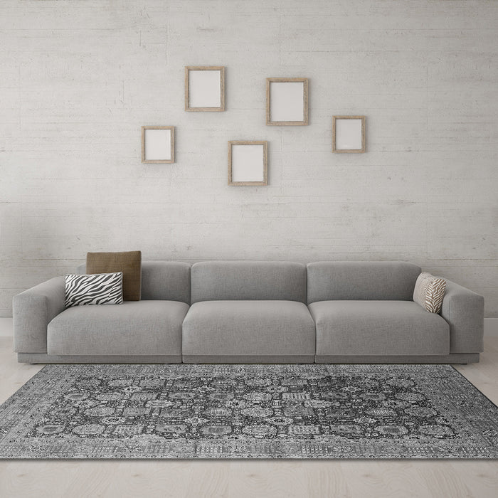 Machine Washable Oriental Gray Industrial Rug in a Living Room,, wshurb3251gry