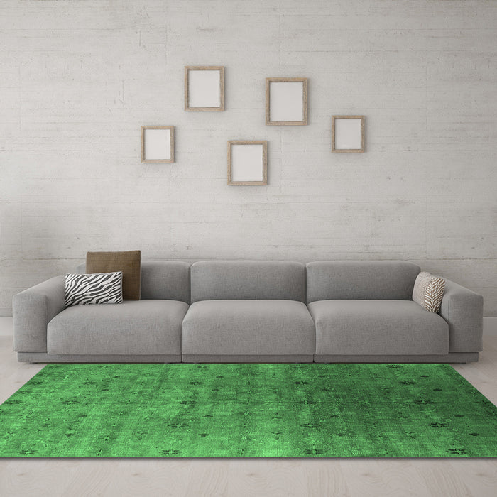 Machine Washable Oriental Emerald Green Industrial Area Rugs in a Living Room,, wshurb3252emgrn