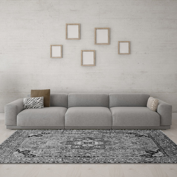 Machine Washable Oriental Gray Industrial Rug in a Living Room,, wshurb3254gry