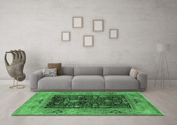 Machine Washable Oriental Emerald Green Industrial Area Rugs in a Living Room,, wshurb3255emgrn