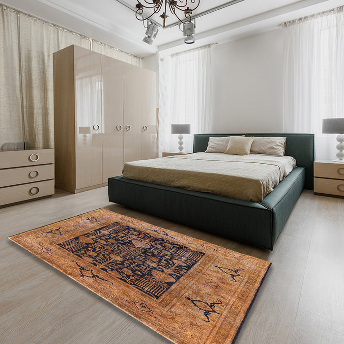 Mid-Century Modern Red Brown Oriental Rug in a Bedroom, urb3255
