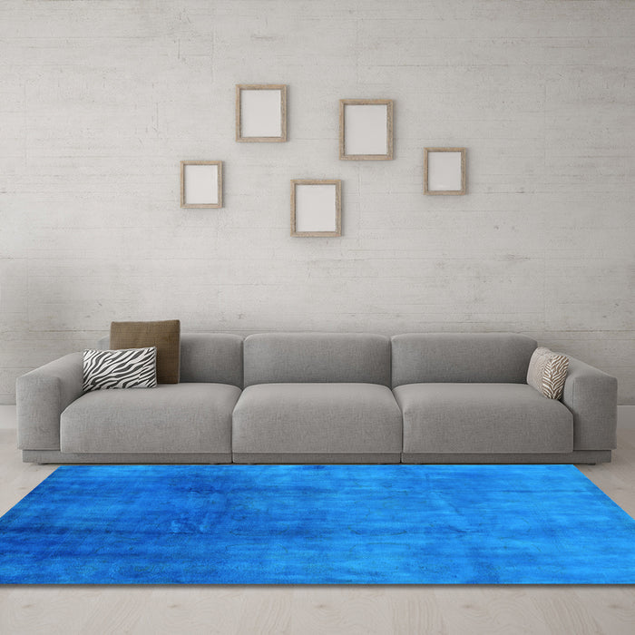 Machine Washable Oriental Light Blue Industrial Rug in a Living Room, wshurb3256lblu