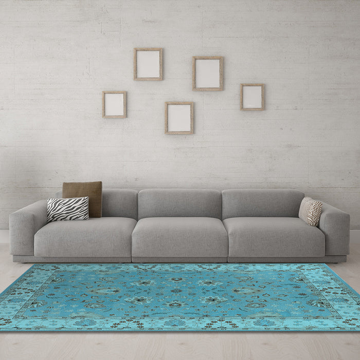 Machine Washable Oriental Light Blue Traditional Rug in a Living Room, wshurb448lblu