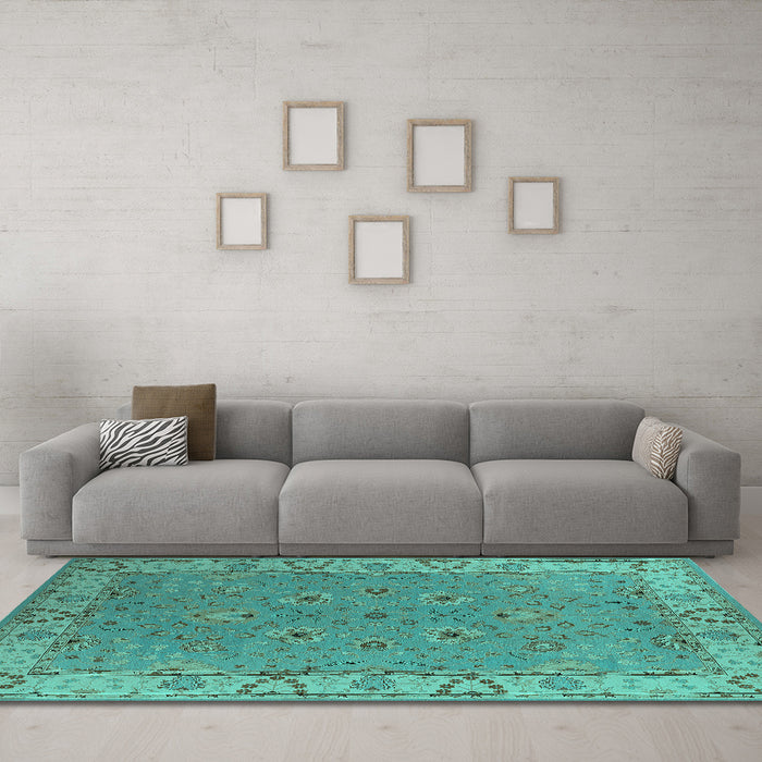 Machine Washable Oriental Turquoise Traditional Area Rugs in a Living Room,, wshurb448turq