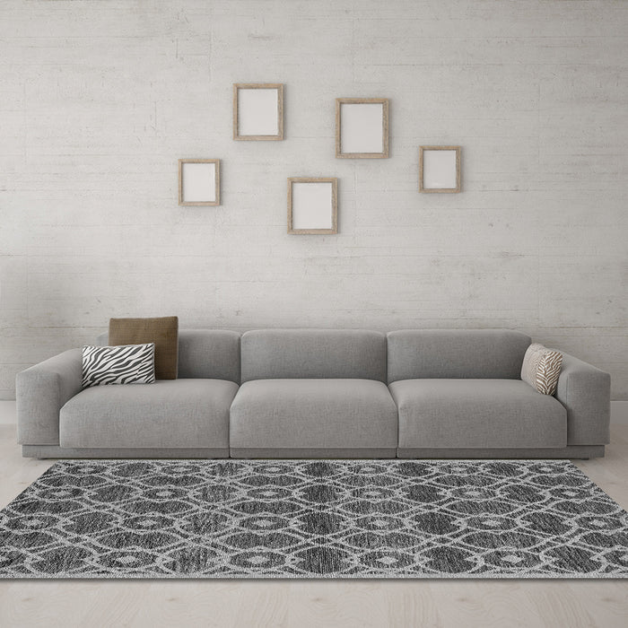 Machine Washable Oriental Gray Industrial Rug in a Living Room,, wshurb452gry