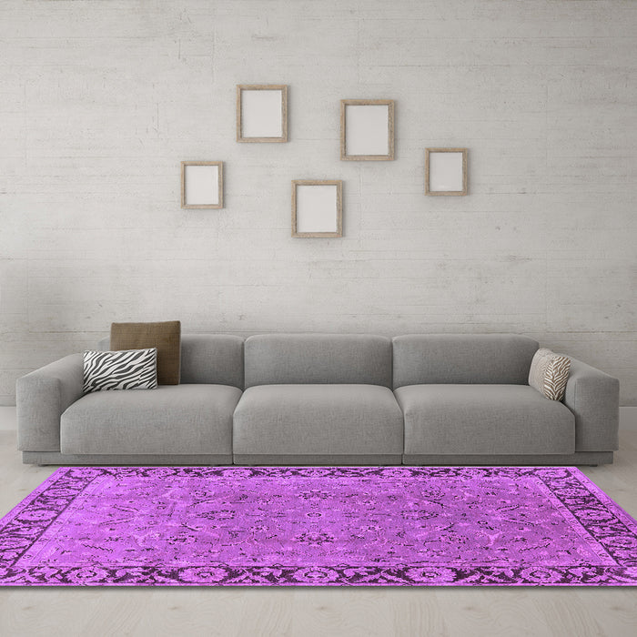 Machine Washable Oriental Purple Traditional Area Rugs in a Living Room, wshurb461pur