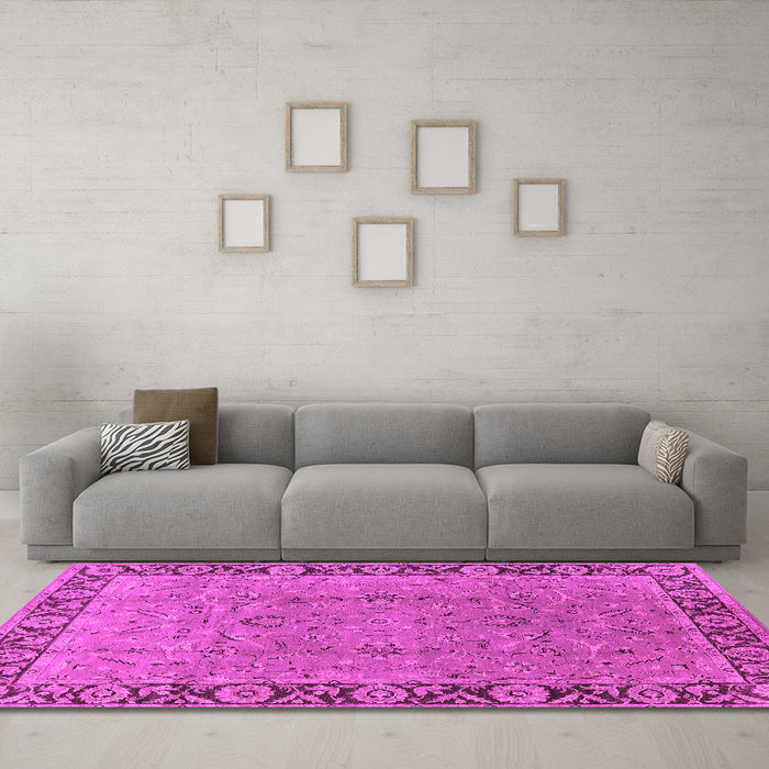 Machine Washable Oriental Pink Traditional Rug in a Living Room, wshurb461pnk